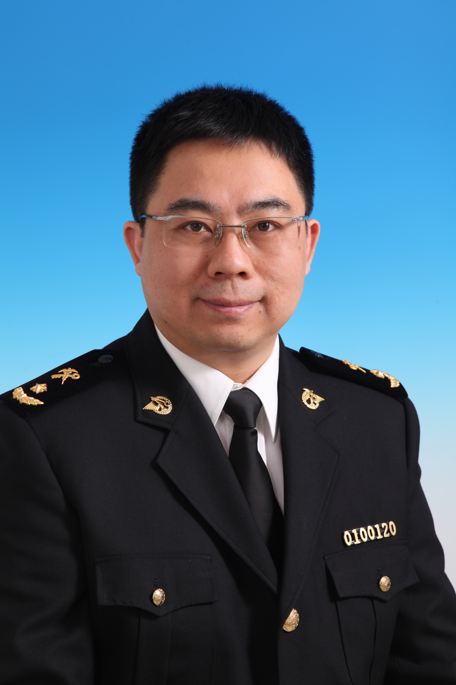 樊堃 北京海关党组成员,副关长