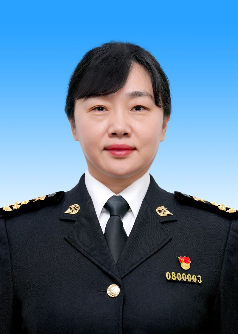 张君