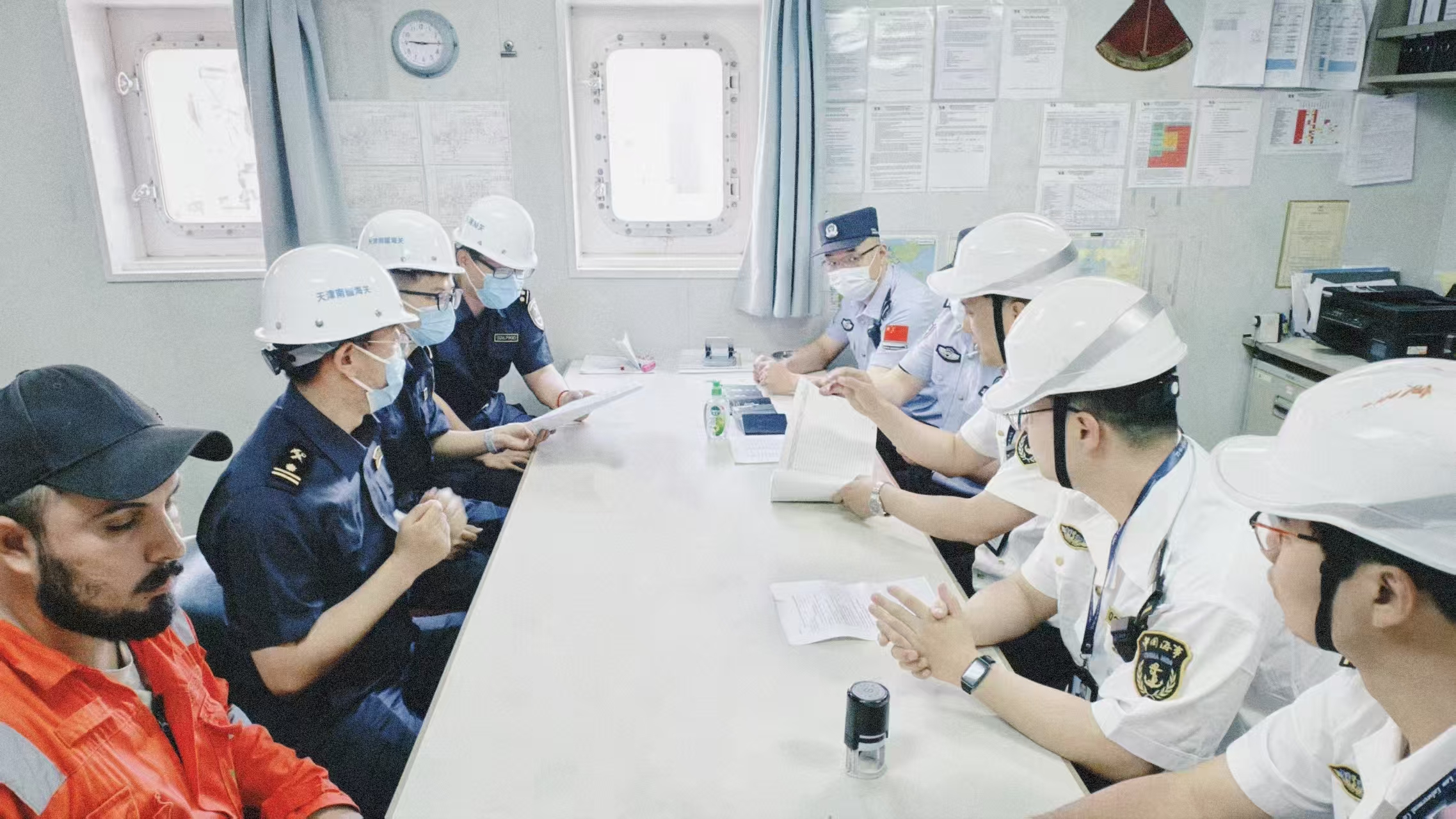 【津关发布】“单一窗口+联合登临” 提升天津口岸联检作业效率