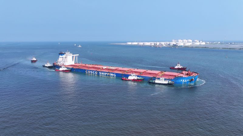 天津海关保障天津港最大吃水船舶顺利通关（图）